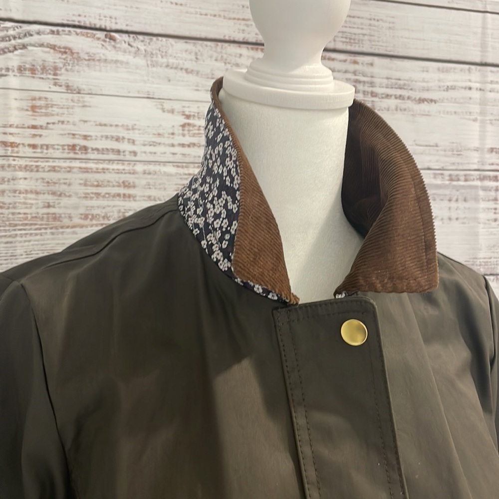 Jcrew Dark Green Barn Jacket with corduroy collar and cuffs